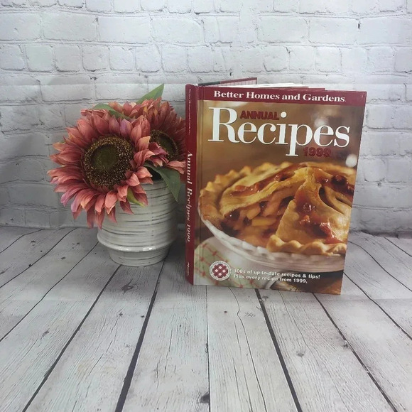 Better Homes And Gardens Other - Better homes and gardens annual recipes 1999